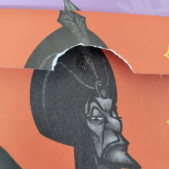 Disney Villains 13 Frights of Halloween Book Countdown to Halloween - Picture 13 of 13